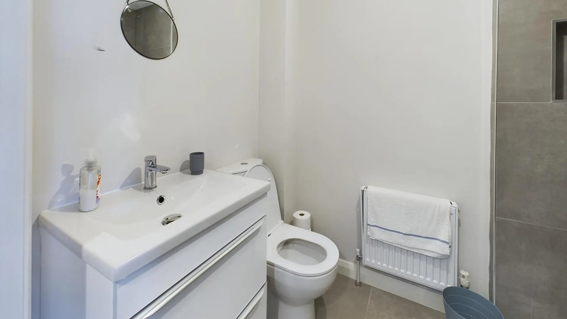 Bright And Cozy 1 Bedroom Apartment In 벨파스트